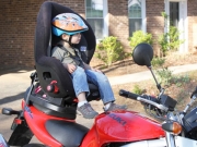 Маленький пассажир на скутере: как обезопасить дорогу