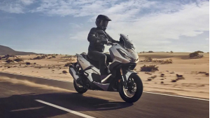 Honda запускает продажи новых скутеров в России