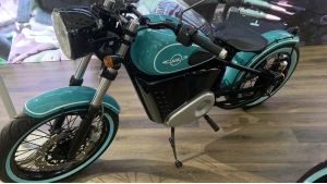 Tesla пока что не будет производить электрические мотоциклы