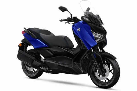 Yamaha XMAX ABS: стиль и манёвренность в новом облике