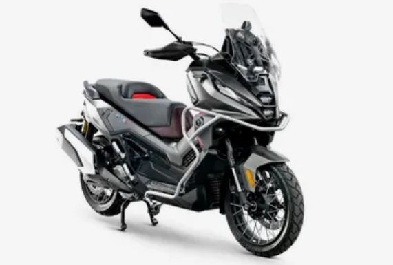 VOGE SR450X: скутер, который стирает границы между городом и дальними маршрутами